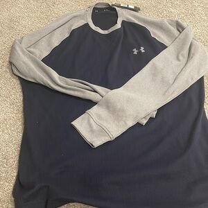 Under Armor long sleeve waffle knit navy/gray Xl